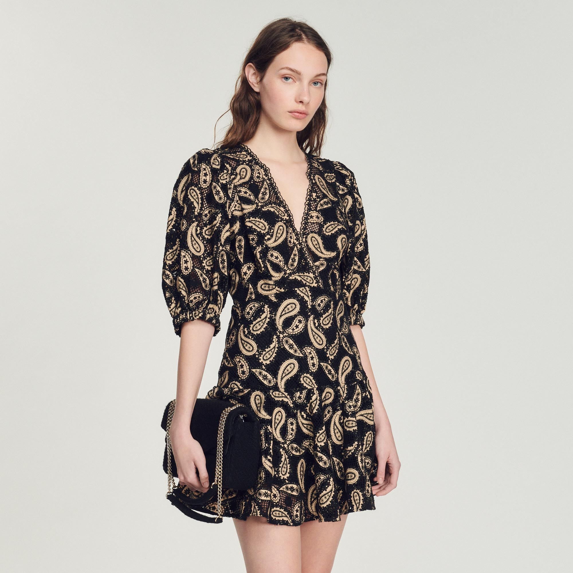 Short guipure dress with paisley print - 2