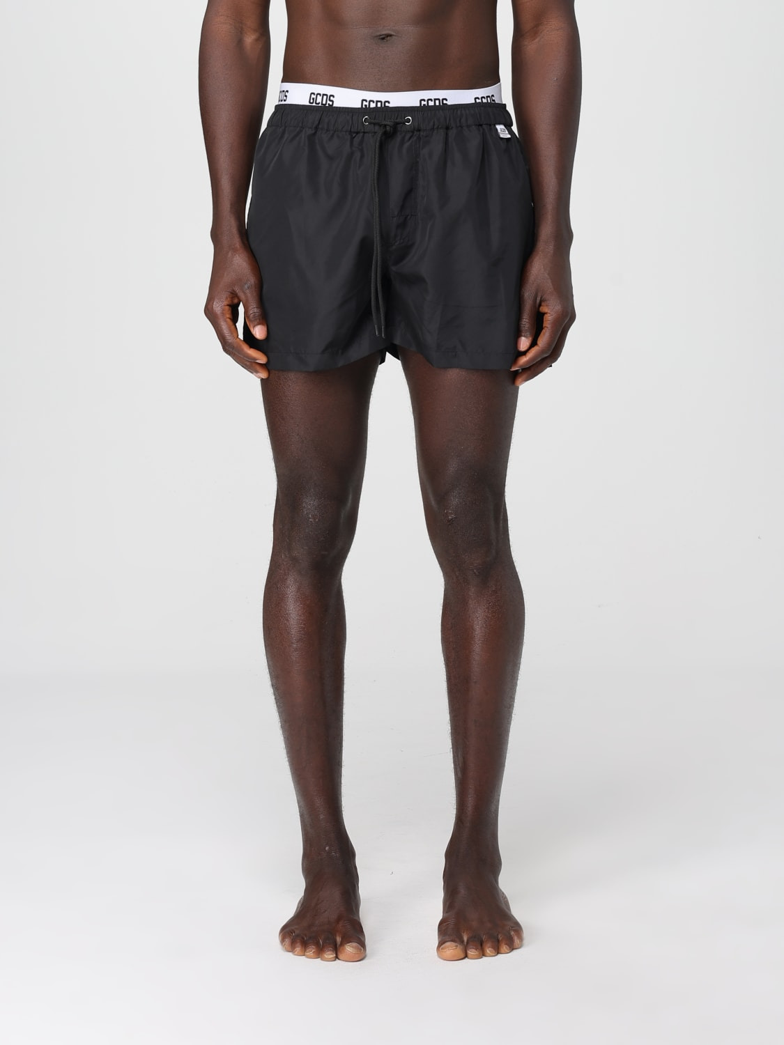 Short men GCDS - 1