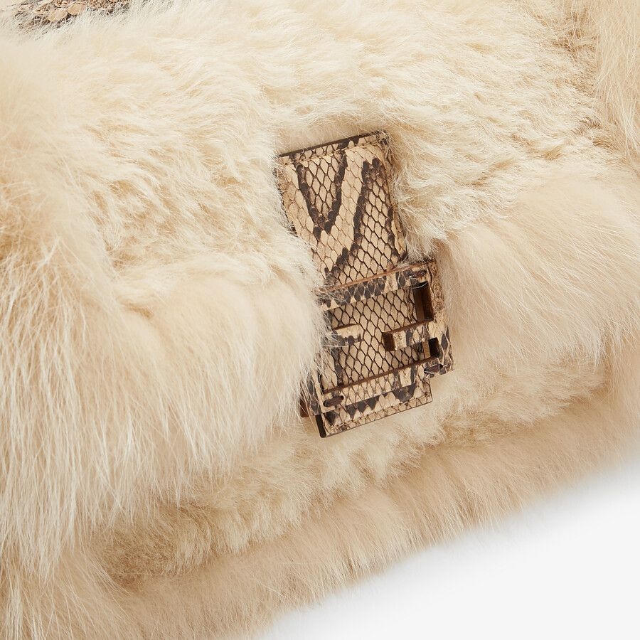 Beige sheepskin and fox fur bag - 5