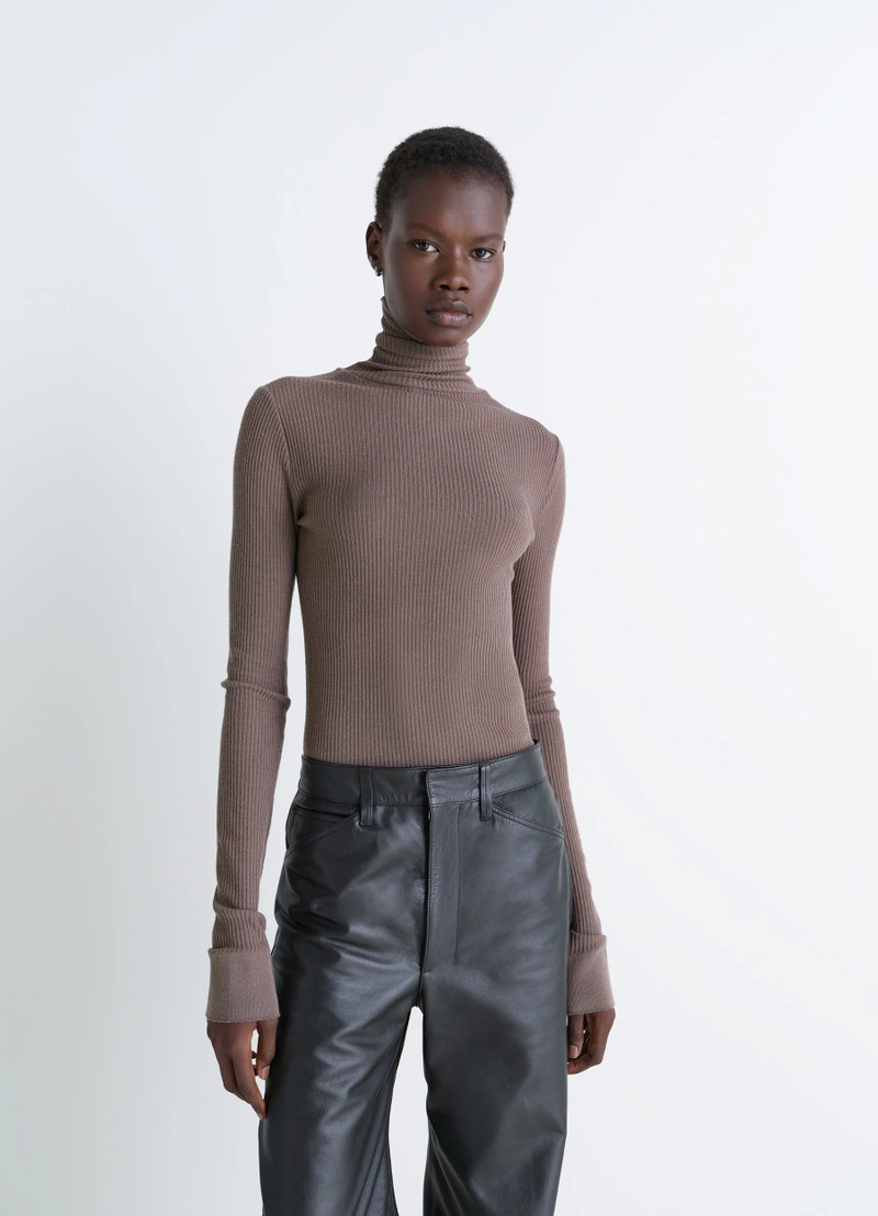 Lemaire SEAMLESSHORT SLEEVES HIGH NK TOP outlook