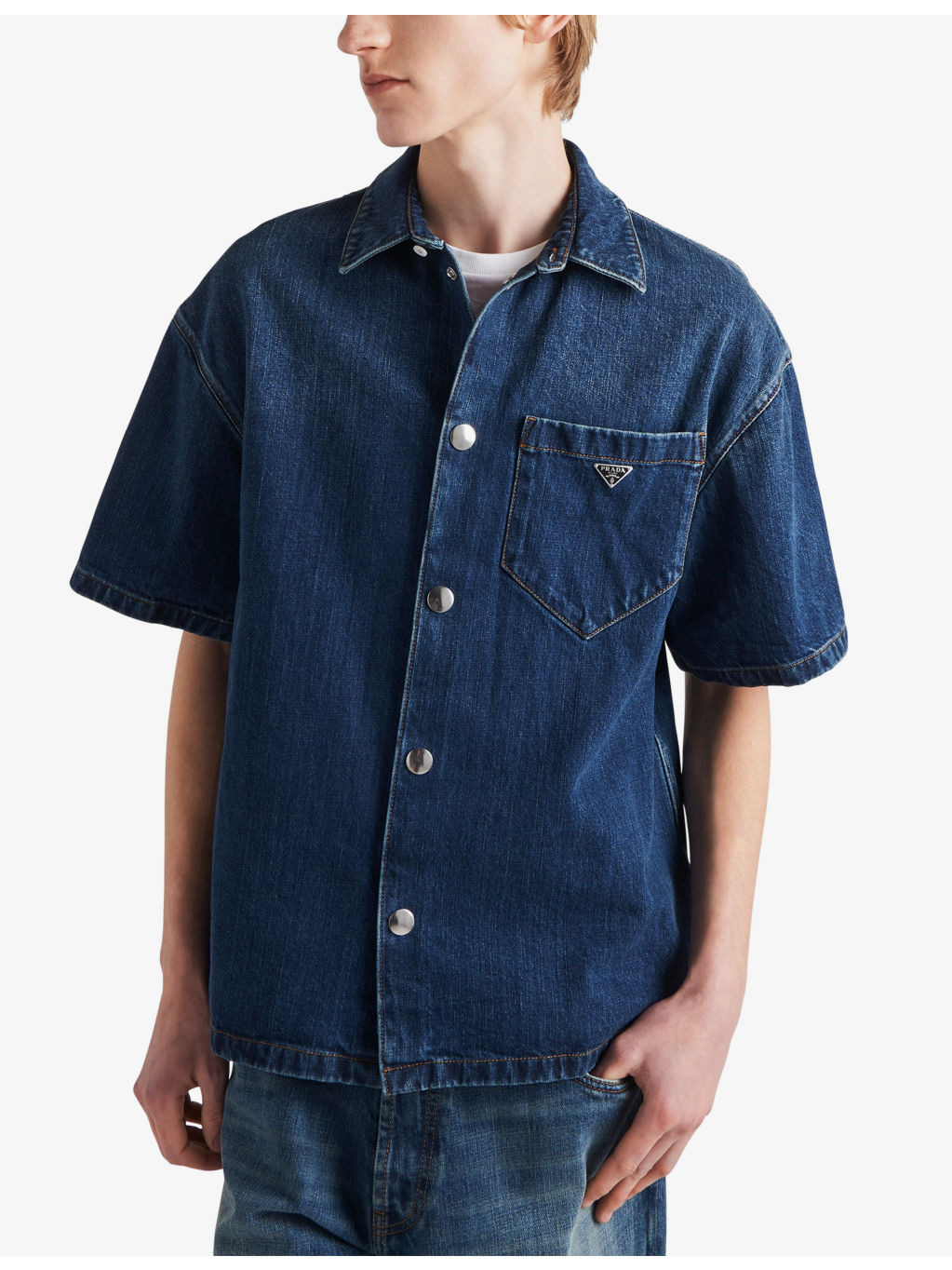 Brand-plaque relaxed-fit denim shirt - 3