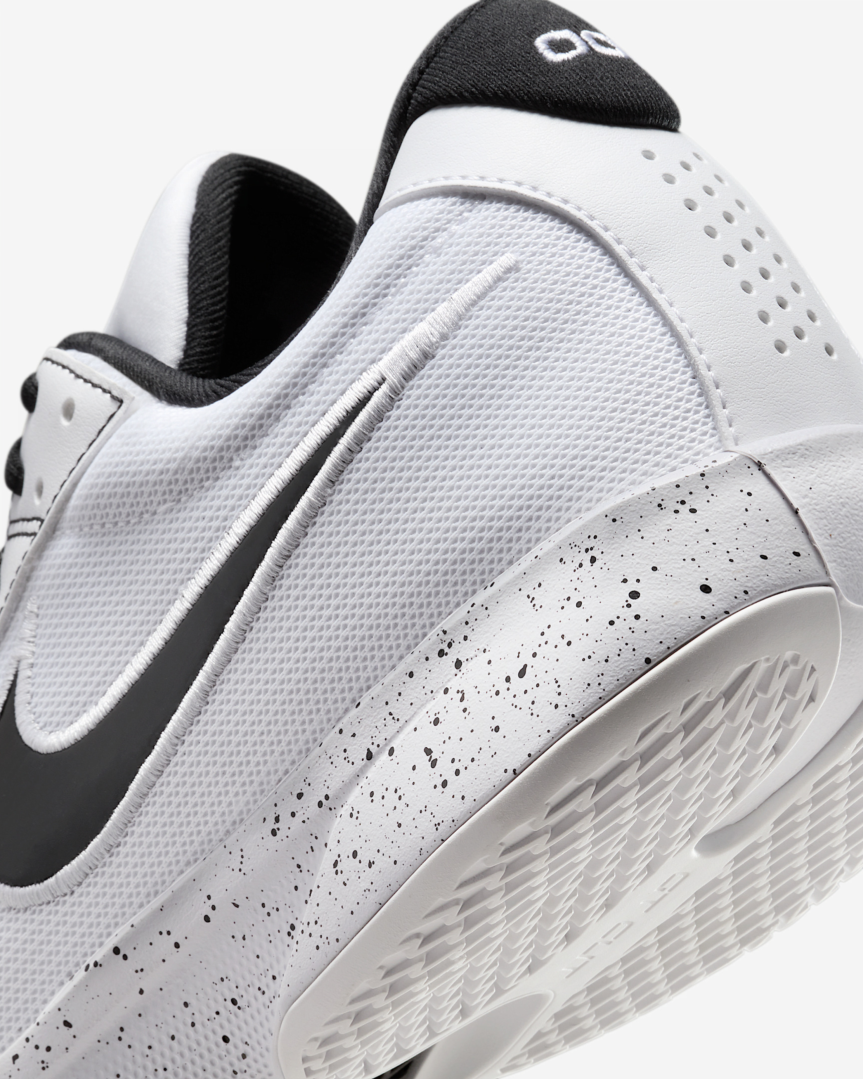 Nike G.T. Cut Academy Basketball Shoes - 8