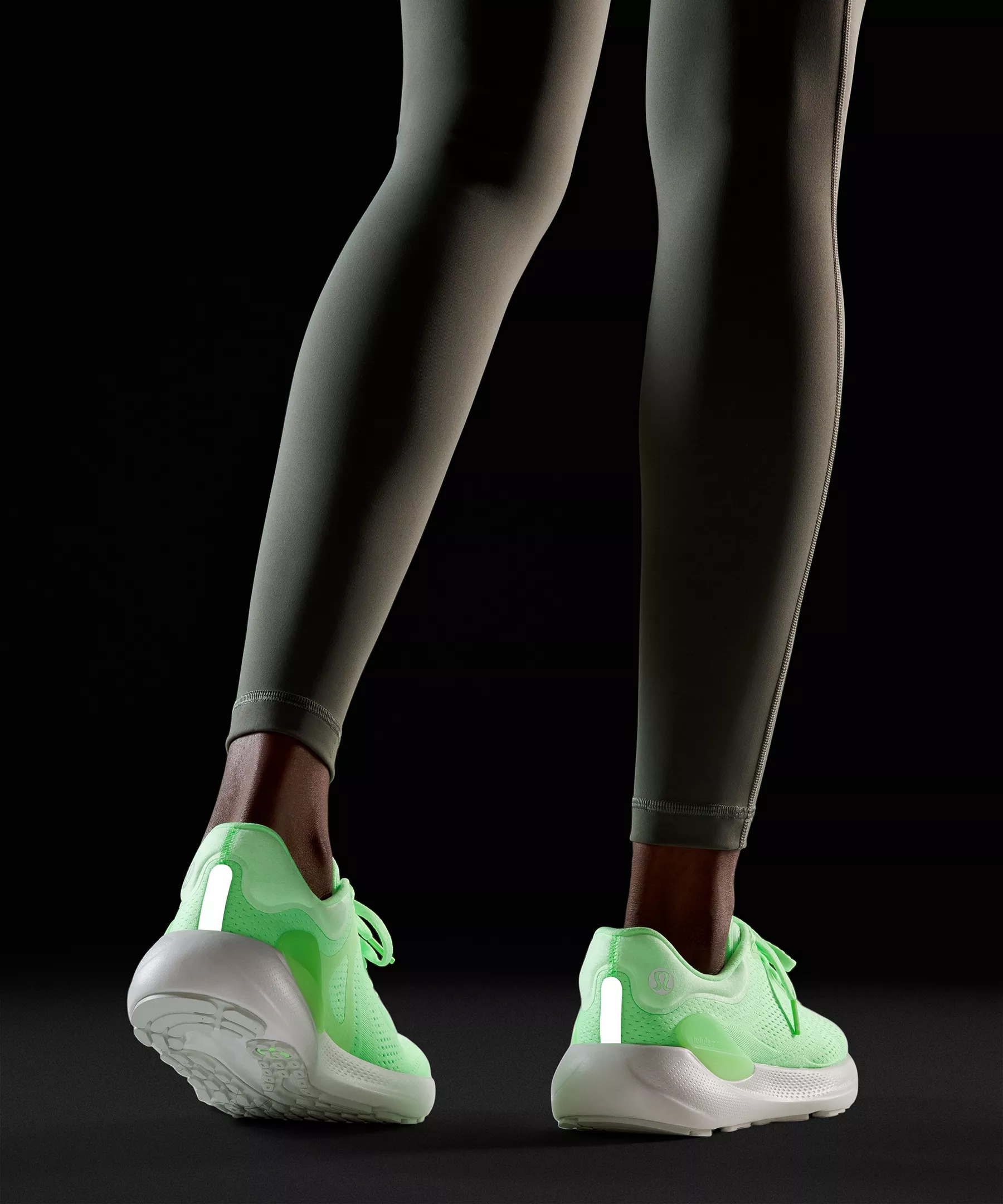 beyondfeel Women's Running Shoe - 10