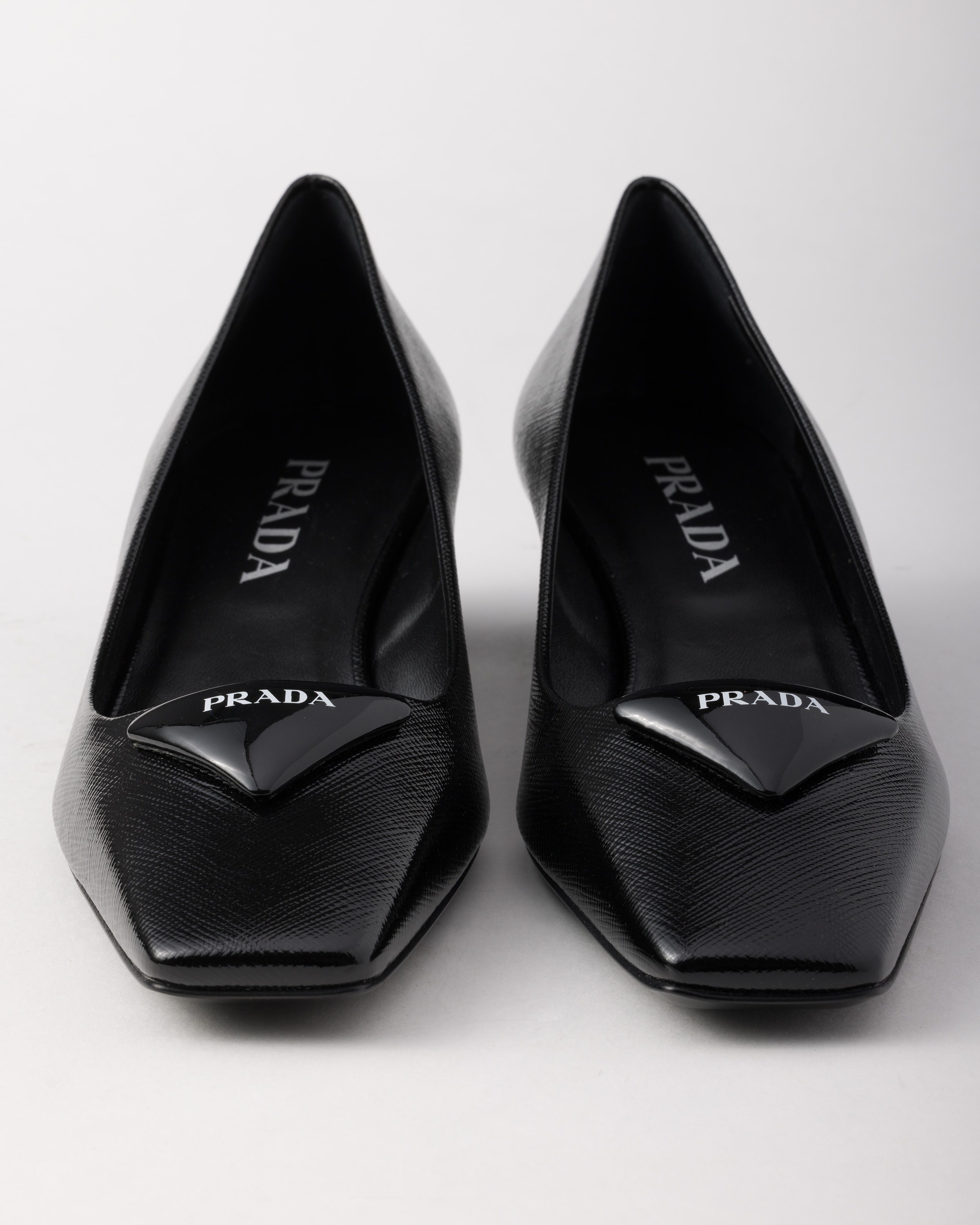 Patent Saffiano leather pumps - 7