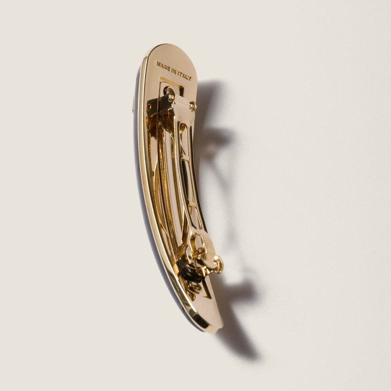 Miu Miu Patent leather hair clip outlook