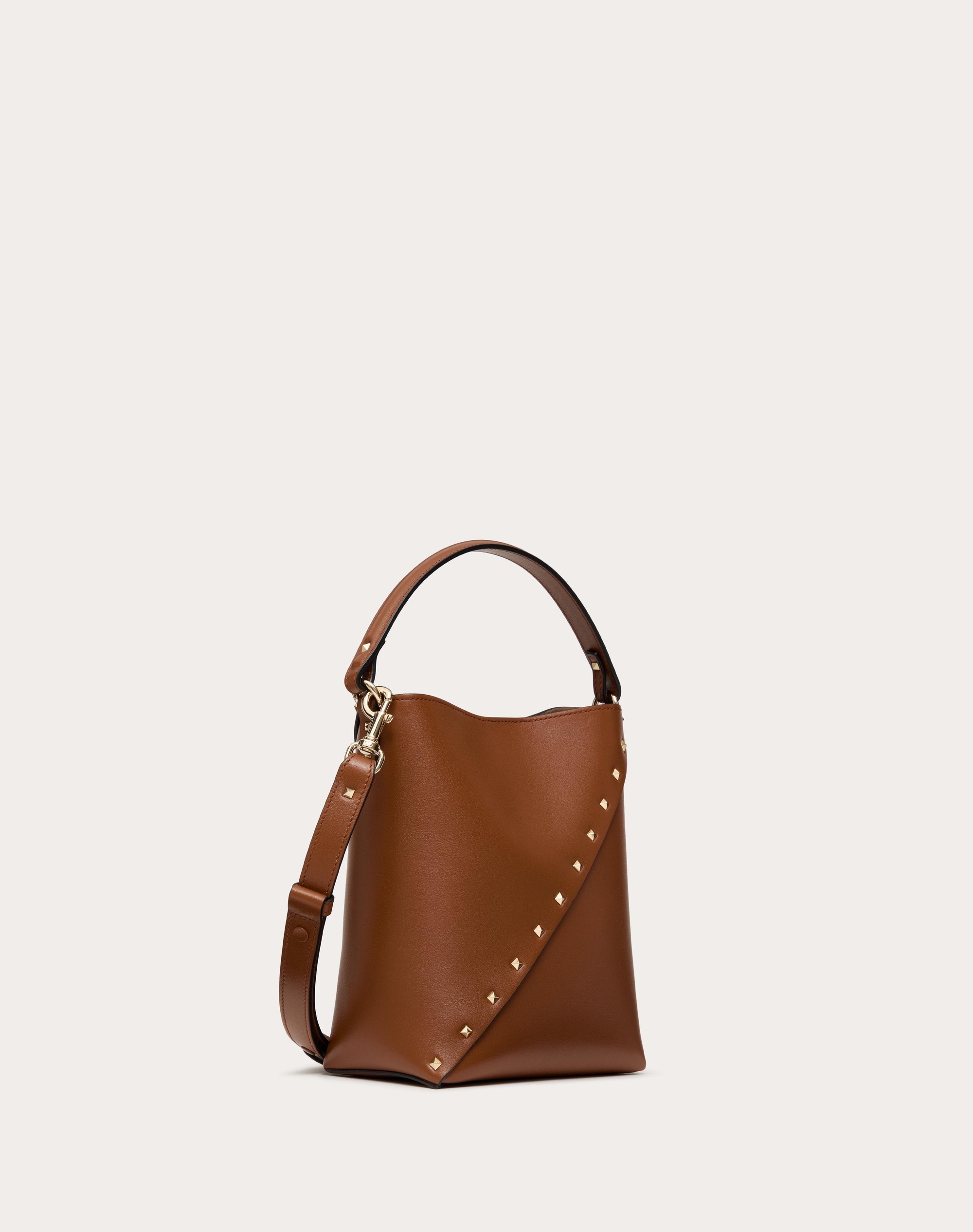 VALENTINO GARAVANI VALENTINO GARAVANI ROCKSTUD WISPY CALFSKIN BUCKET BAG - 2