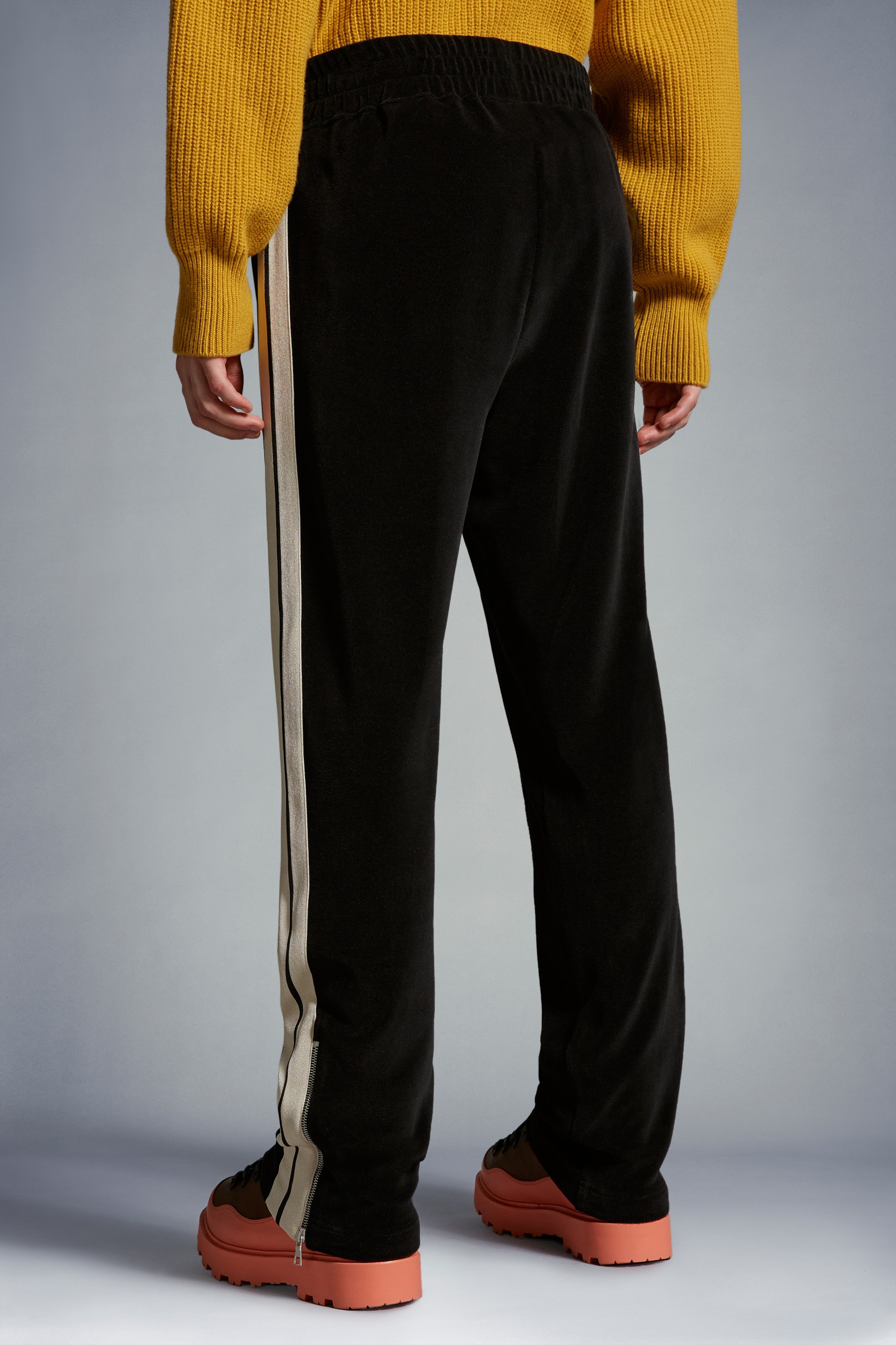 Chenille Sweatpants - 5