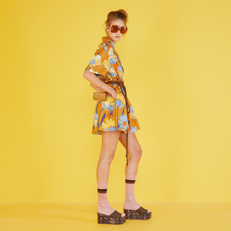 Brown fabric Promenades 5