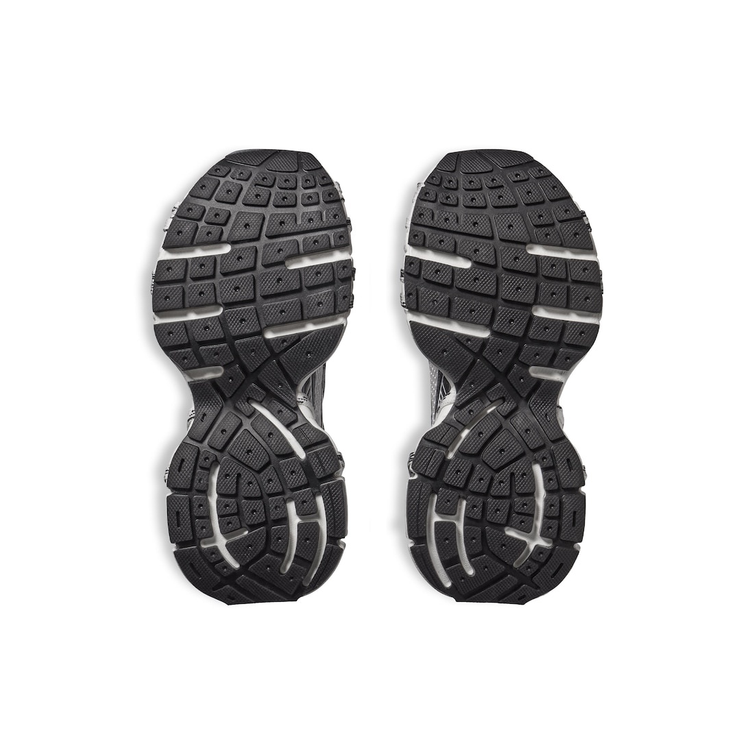 Women's 3xl Extreme Laces Logo Sneaker in White/black - 7