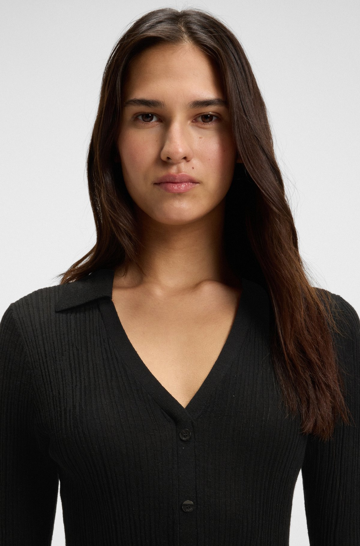 VIRGIN-WOOL SWEATER WITH COLLAR AND BUTTONED PLACKET - 5