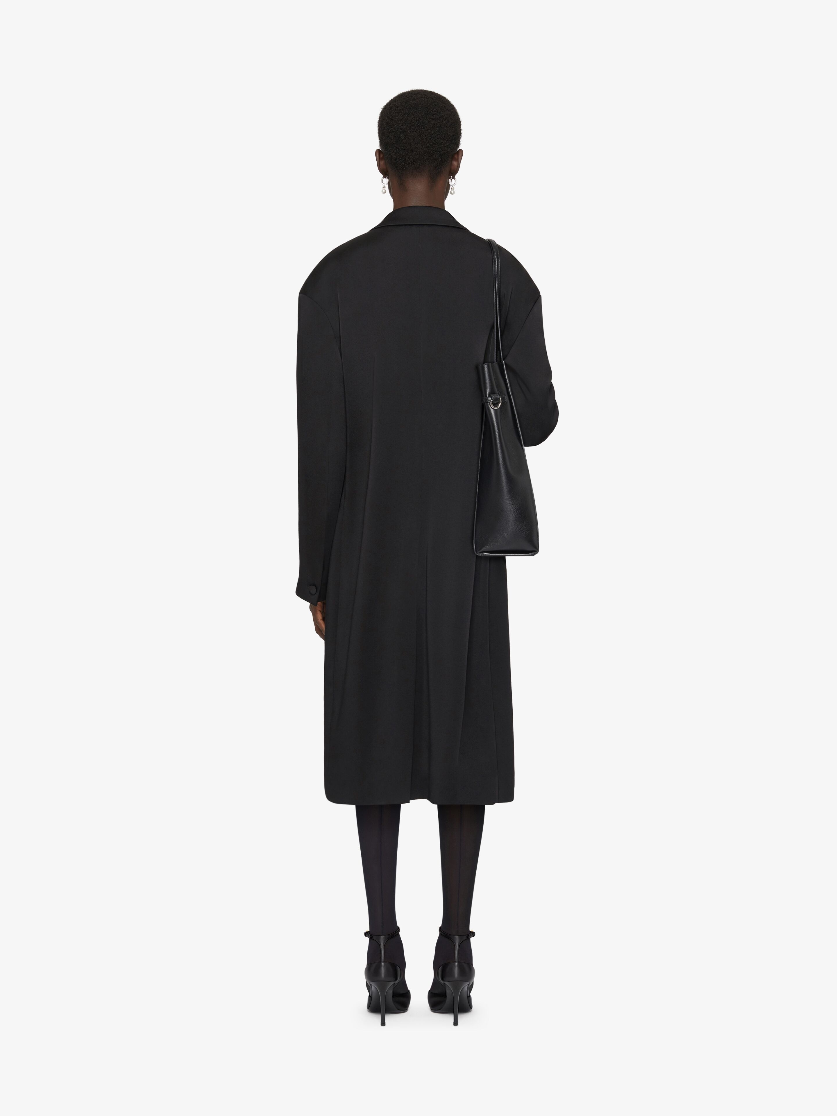 COAT IN CREPE AND SATIN - 4