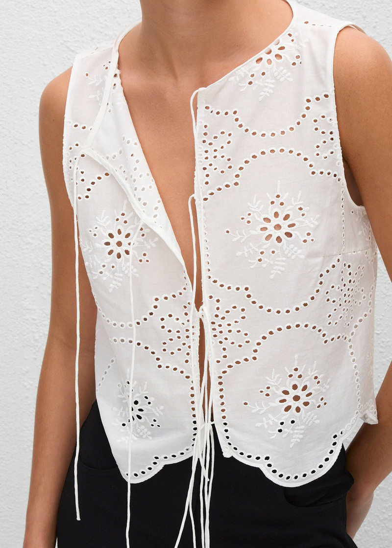 Matteau Broderie Tie Blouse - White 12