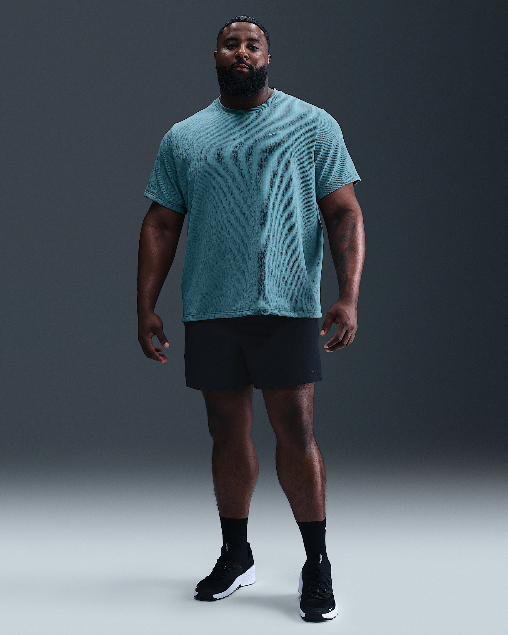 Nike Primary Men's Dri-FIT Short-Sleeve Versatile Top - 9