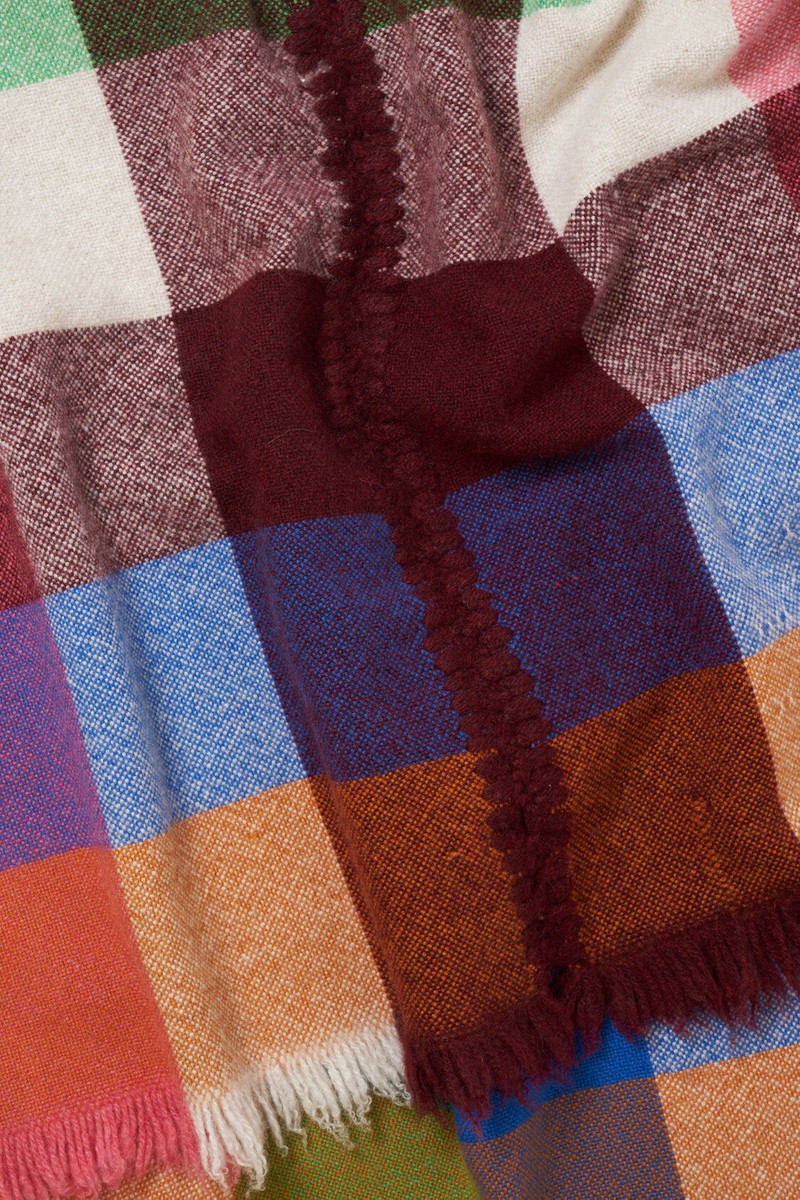 The Elder Statesman WONDERLAND THROW outlook