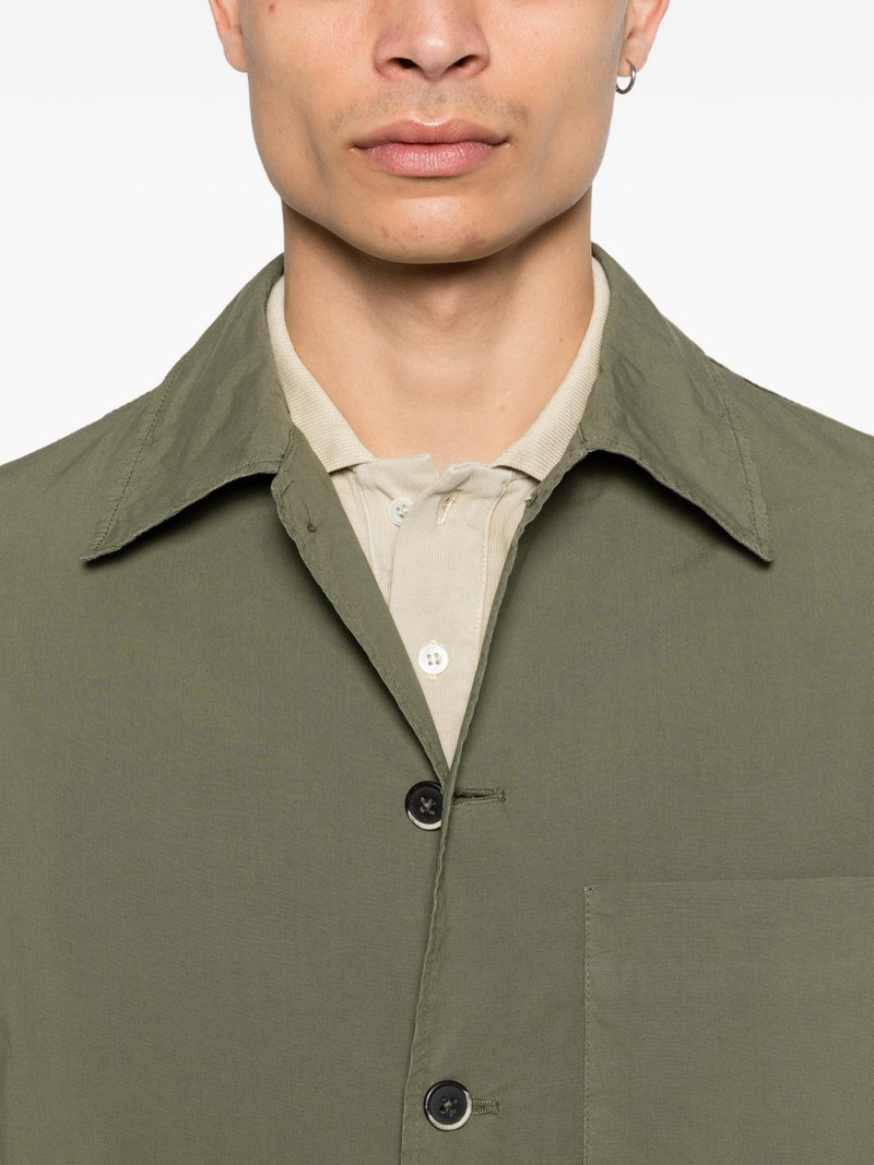 button pocket shirt 5