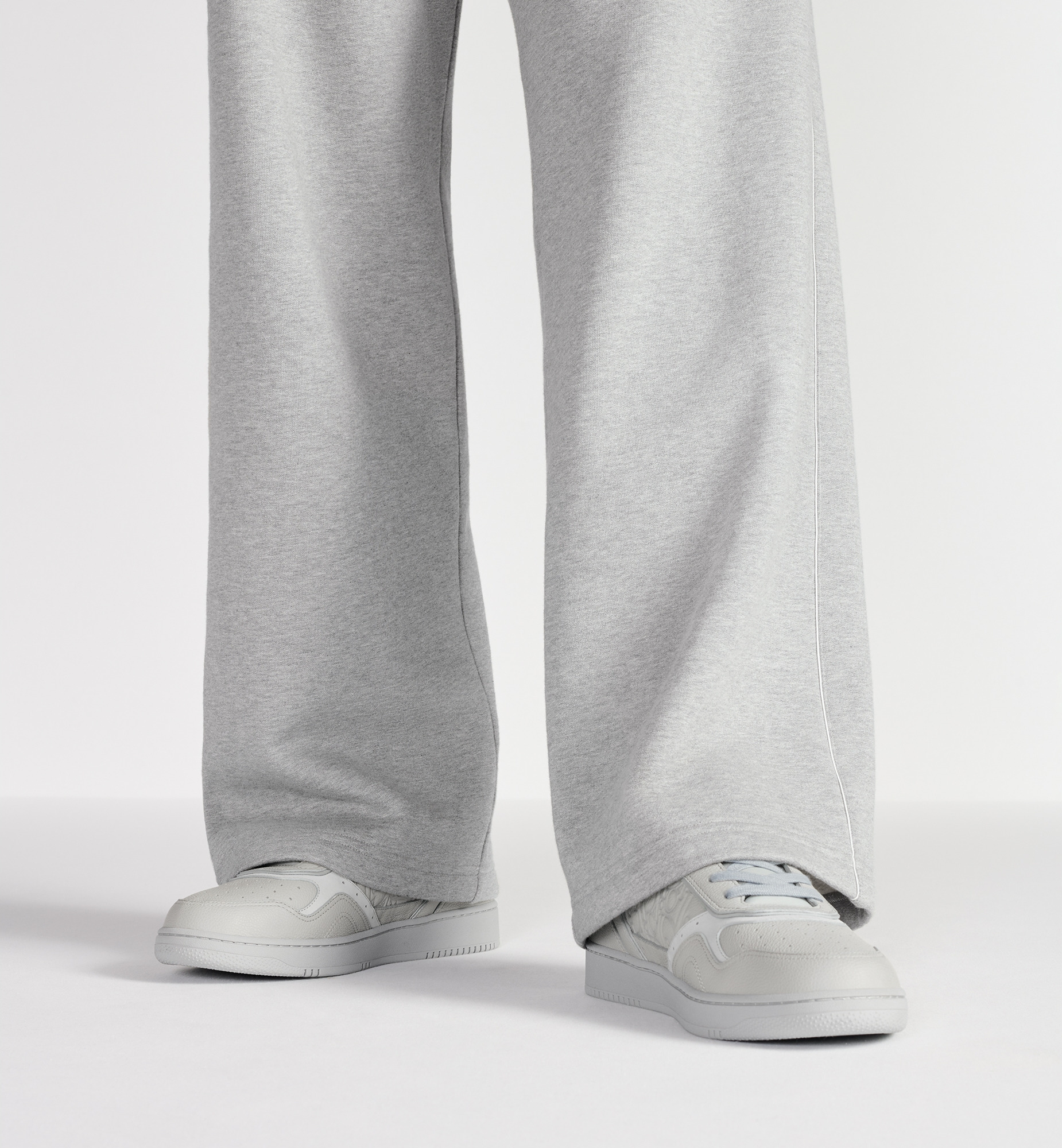 B27 Low-Top Sneaker - 2