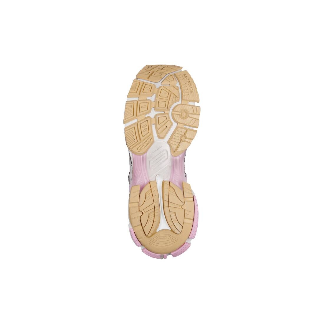Women's Runner Sneaker in White - 6