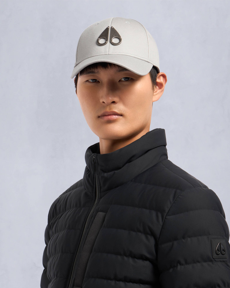 MOOSE KNUCKLES LOGO ICON CAP outlook