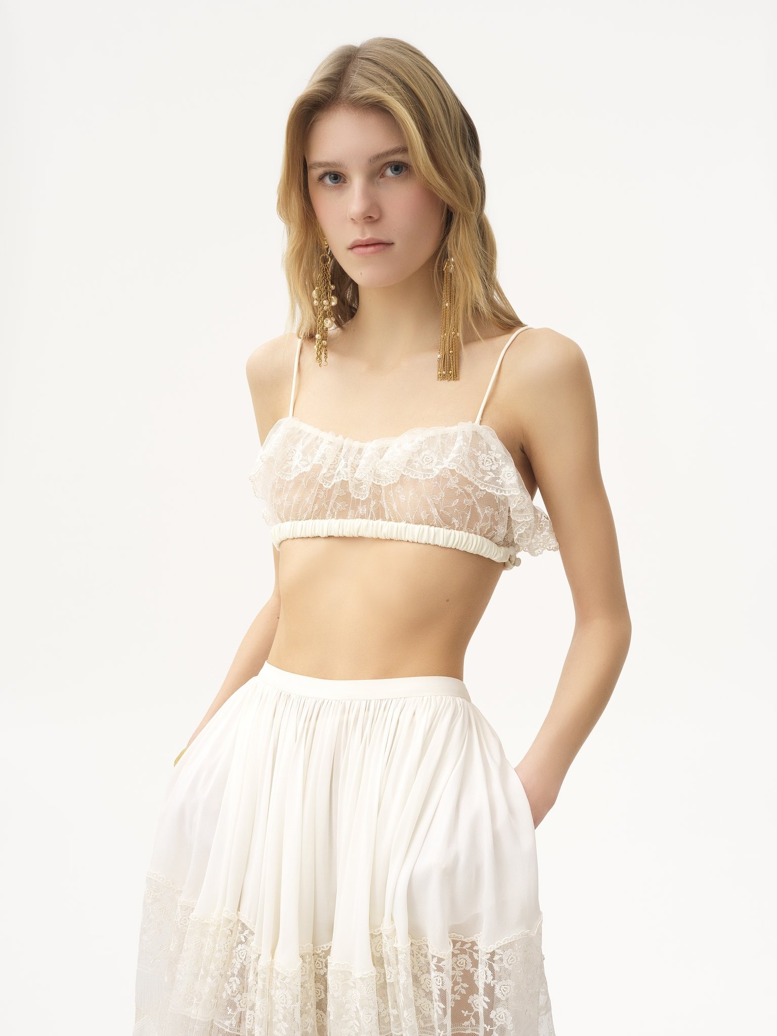 THIN-STRAP RUFFLED BRALETTE IN EMBROIDERED LACE - 4