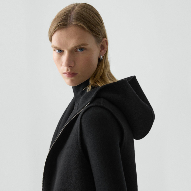 Hooded Vest in Double-Face Wool-Cashmere 5