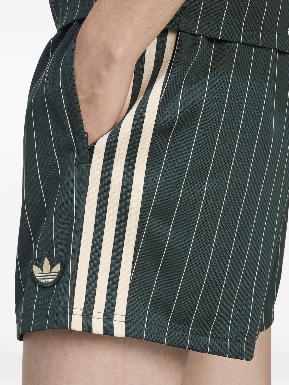 striped shorts - 3