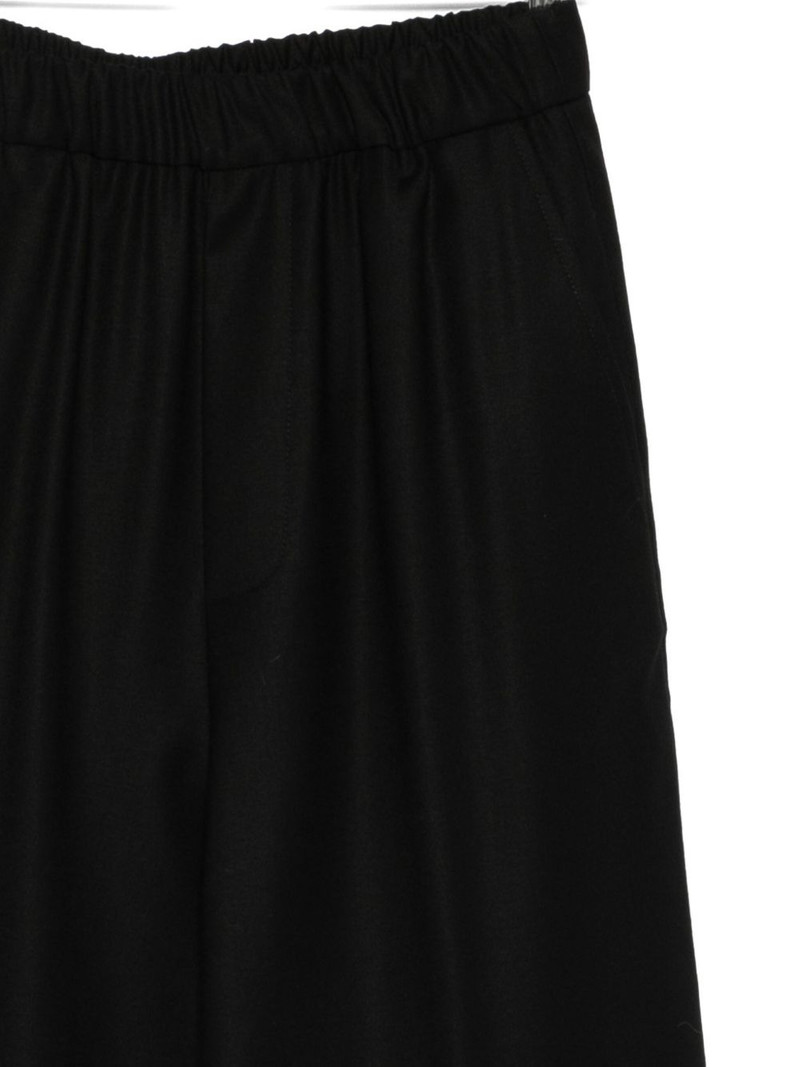 elastic-waist trousers 3