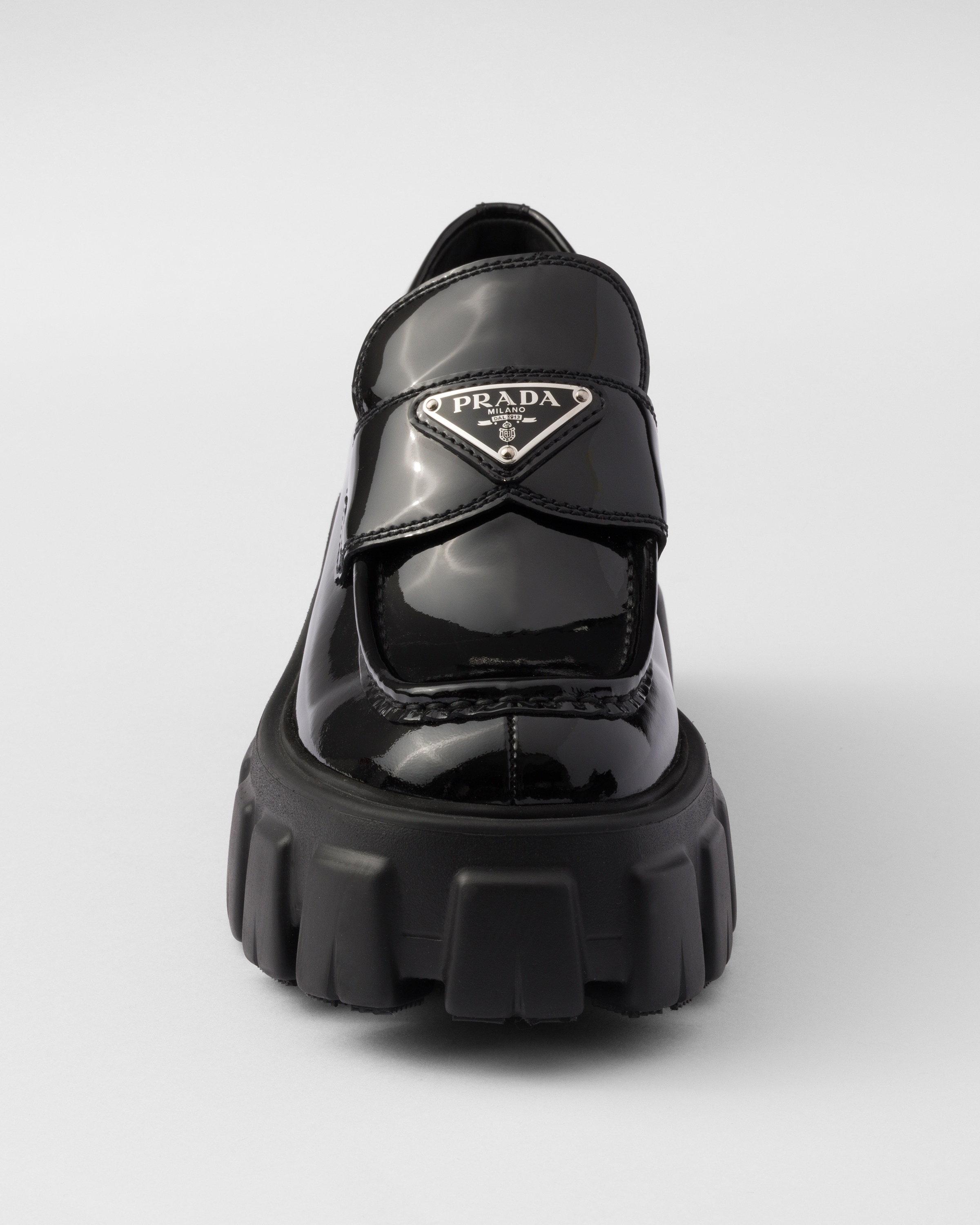 Monolith patent leather loafers - 6