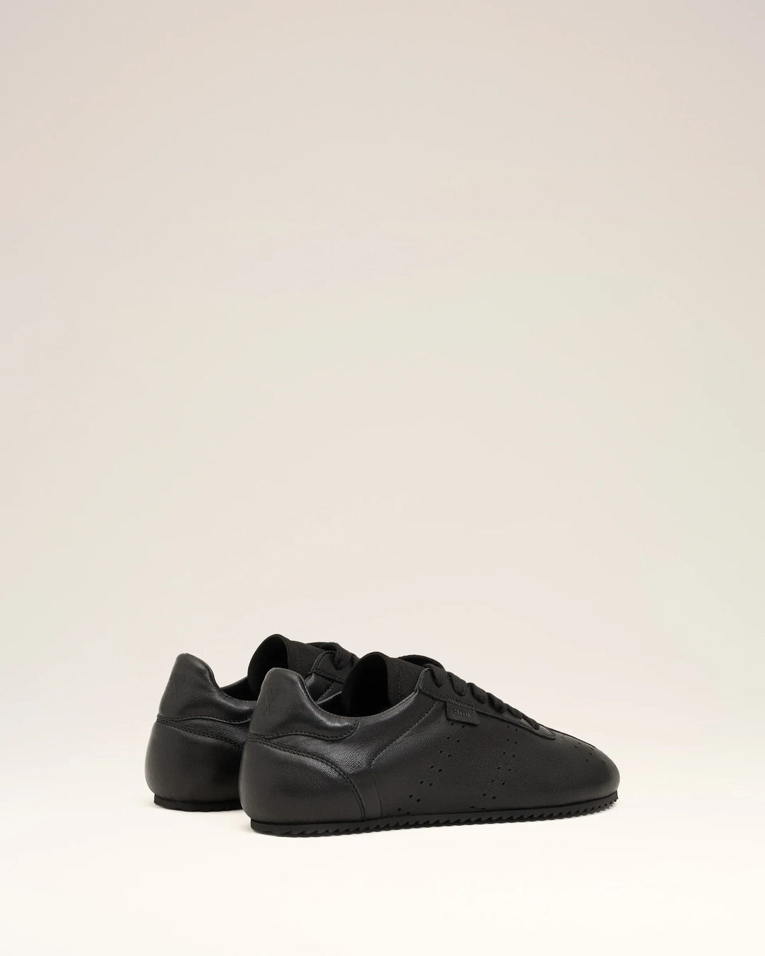 Low Top Soft Sneakers - 4