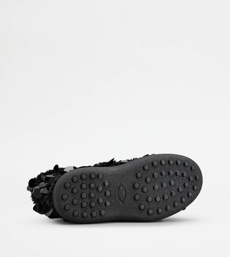 TOD'S W. G. LACE-UP ANKLE BOOTS IN FAUX FUR - BLACK 4