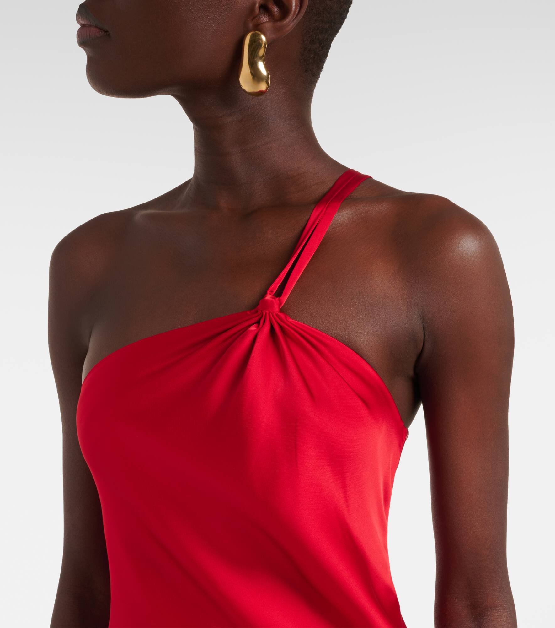 Open-back one-shoulder satin gown - 4