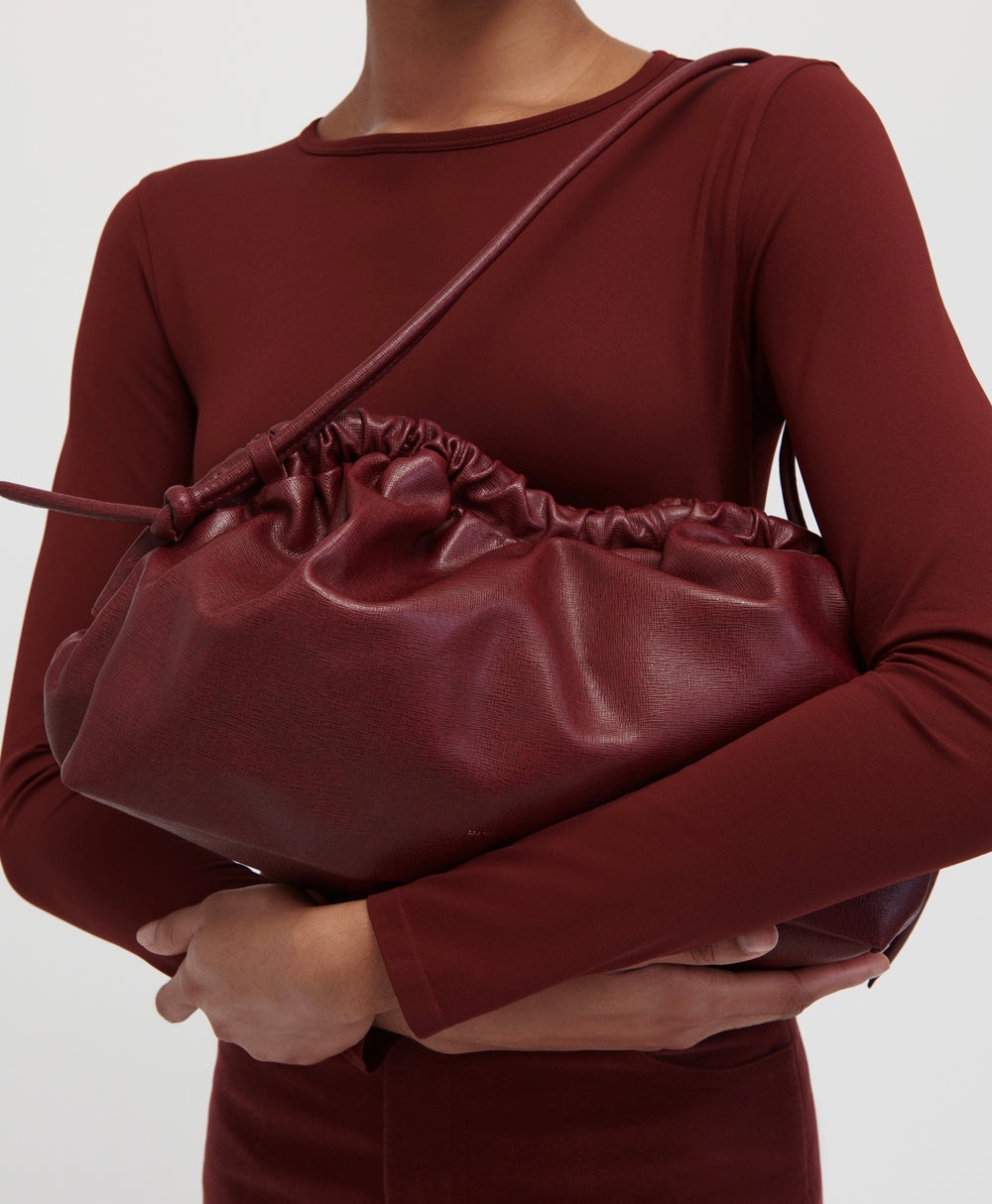 OVERSIZED CLOUD CLUTCH - 2
