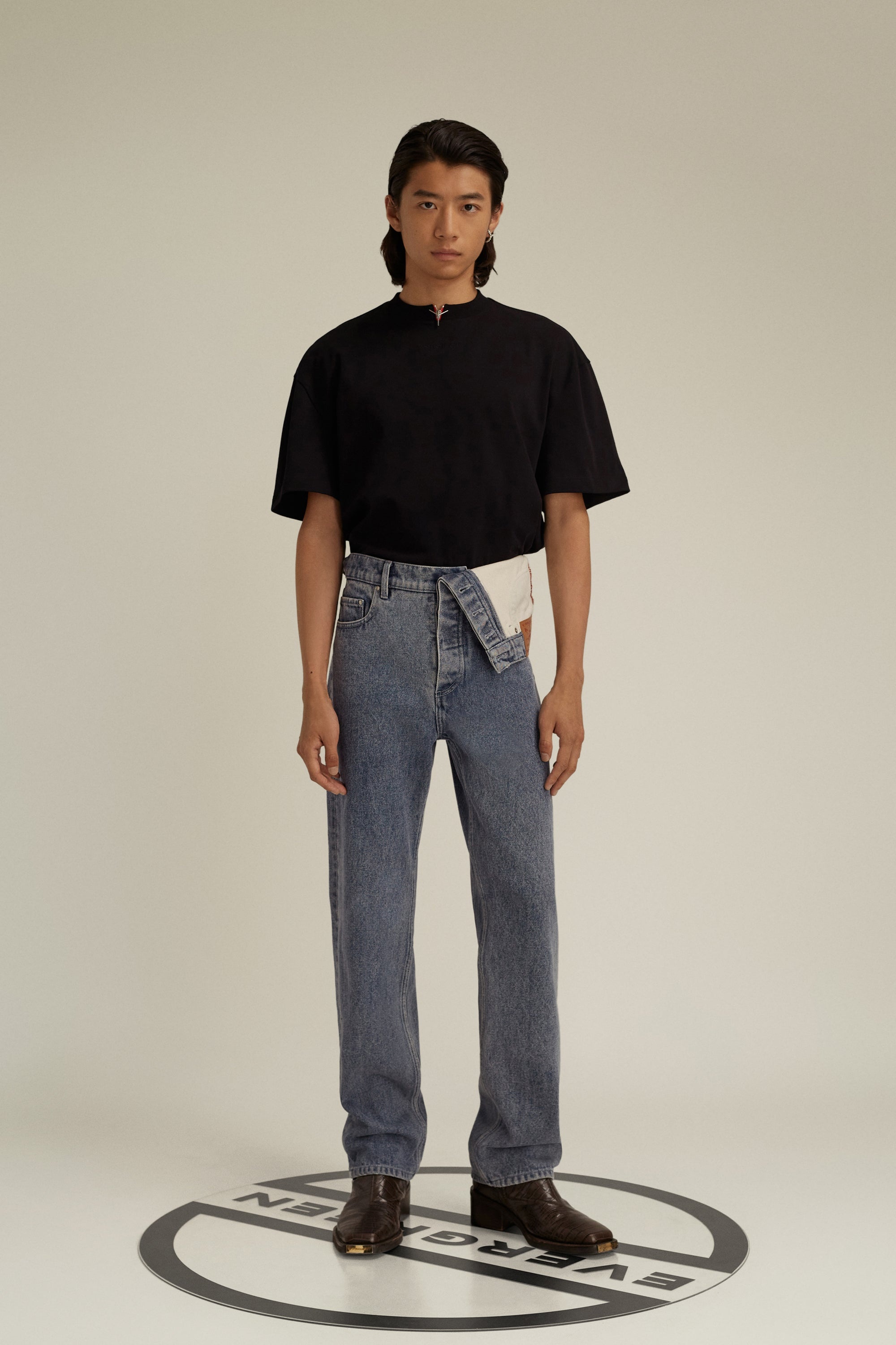 Classic Asymmetric Waist Jeans SS22 - 1