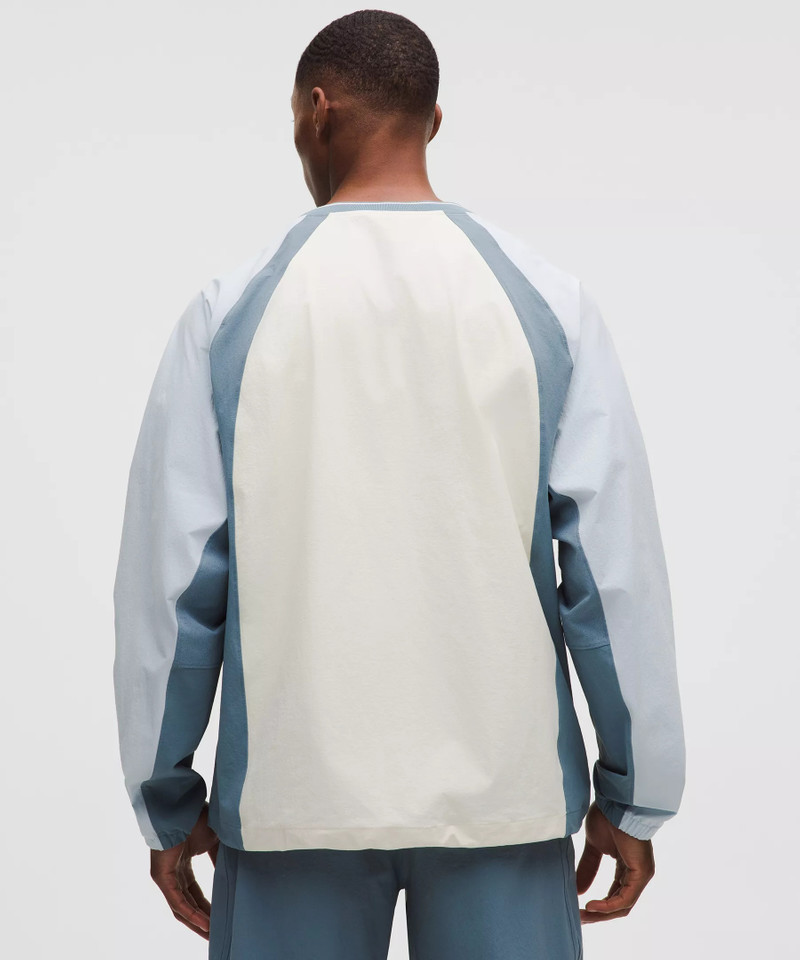 Water-Repellent Golf Pullover 3