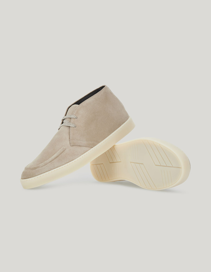 TAUPE ANKLE BOOT WITH DOUBLE-EFFECT FINISH AND RUBBER SOLE 2