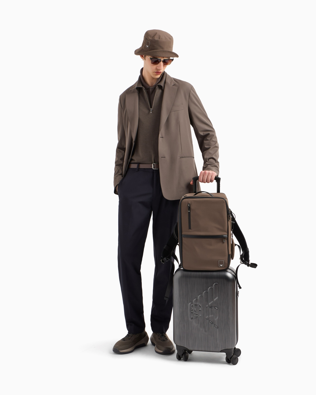 TRAVEL ESSENTIALS STRETCH NYLON TROUSERS - 2