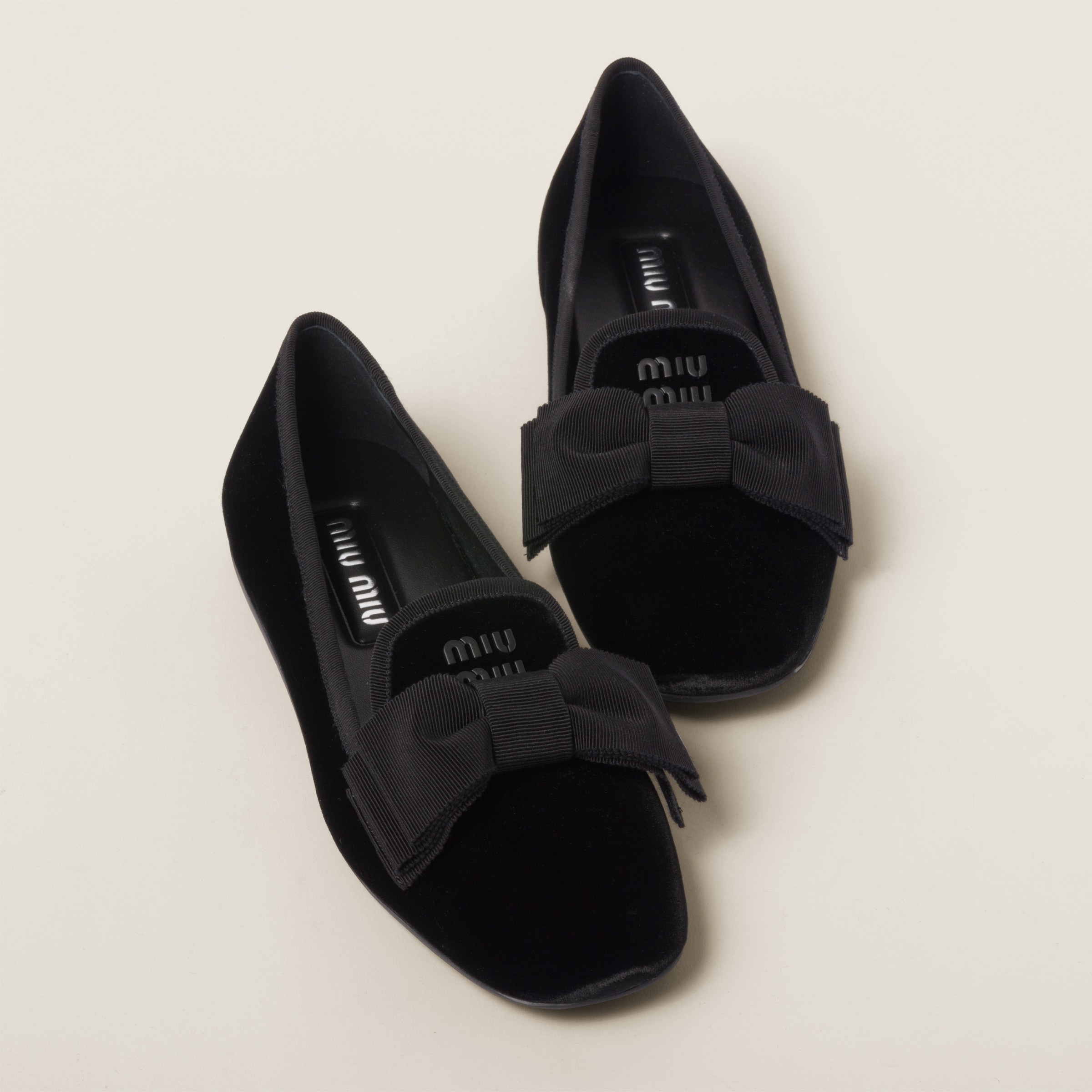 MiuMiu＊Velvet slippers ベルベットスリッパ＊送料込 Miu Miu Women's Velvet Black Slippers