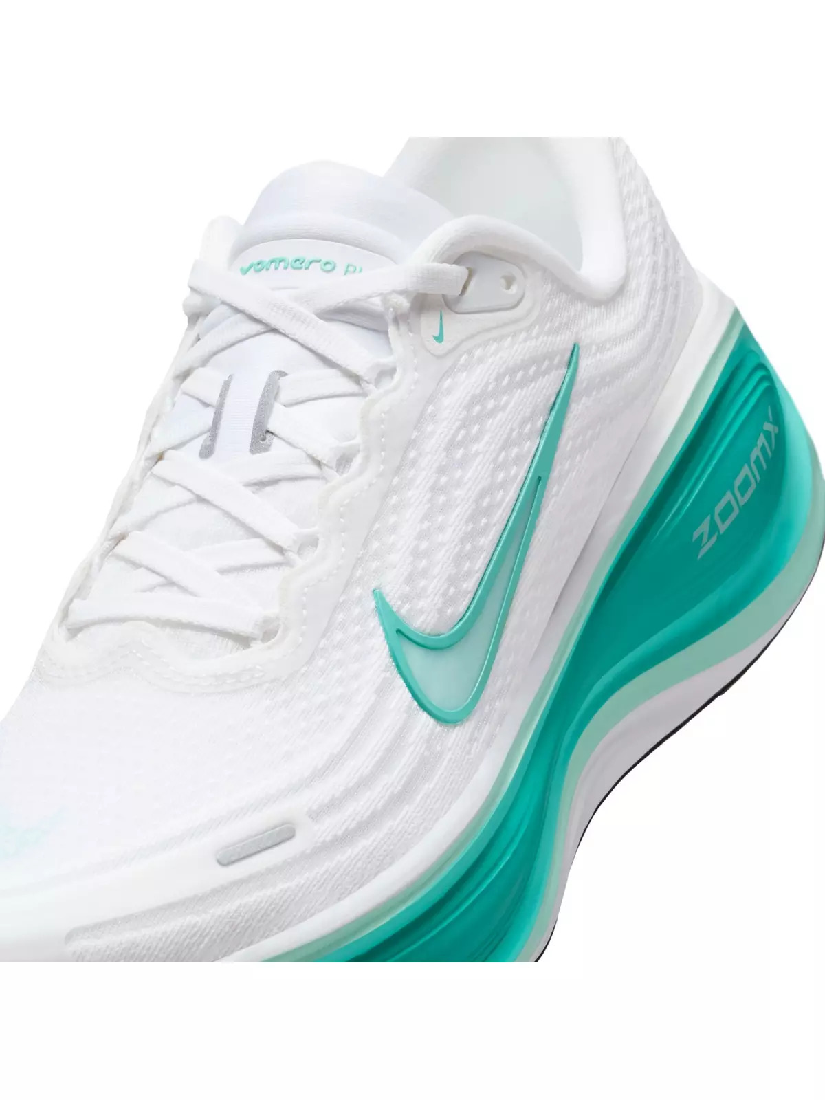 Vomero Plus "Mint Foam" Women's Shoe - 5