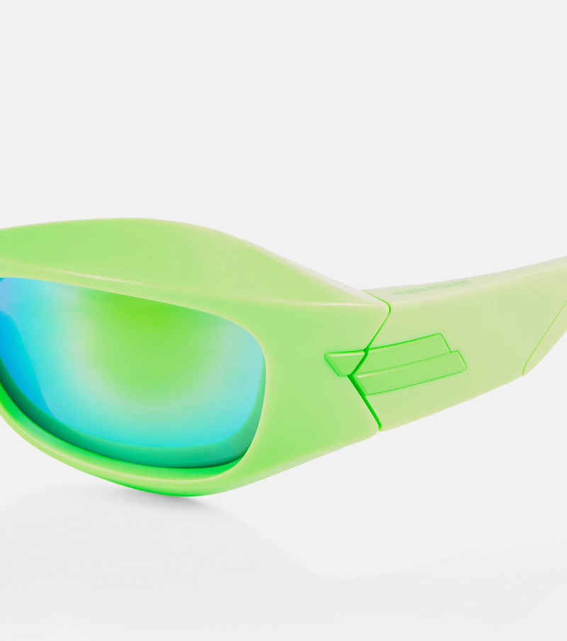 Bottega Veneta Mirrored oval sunglasses outlook