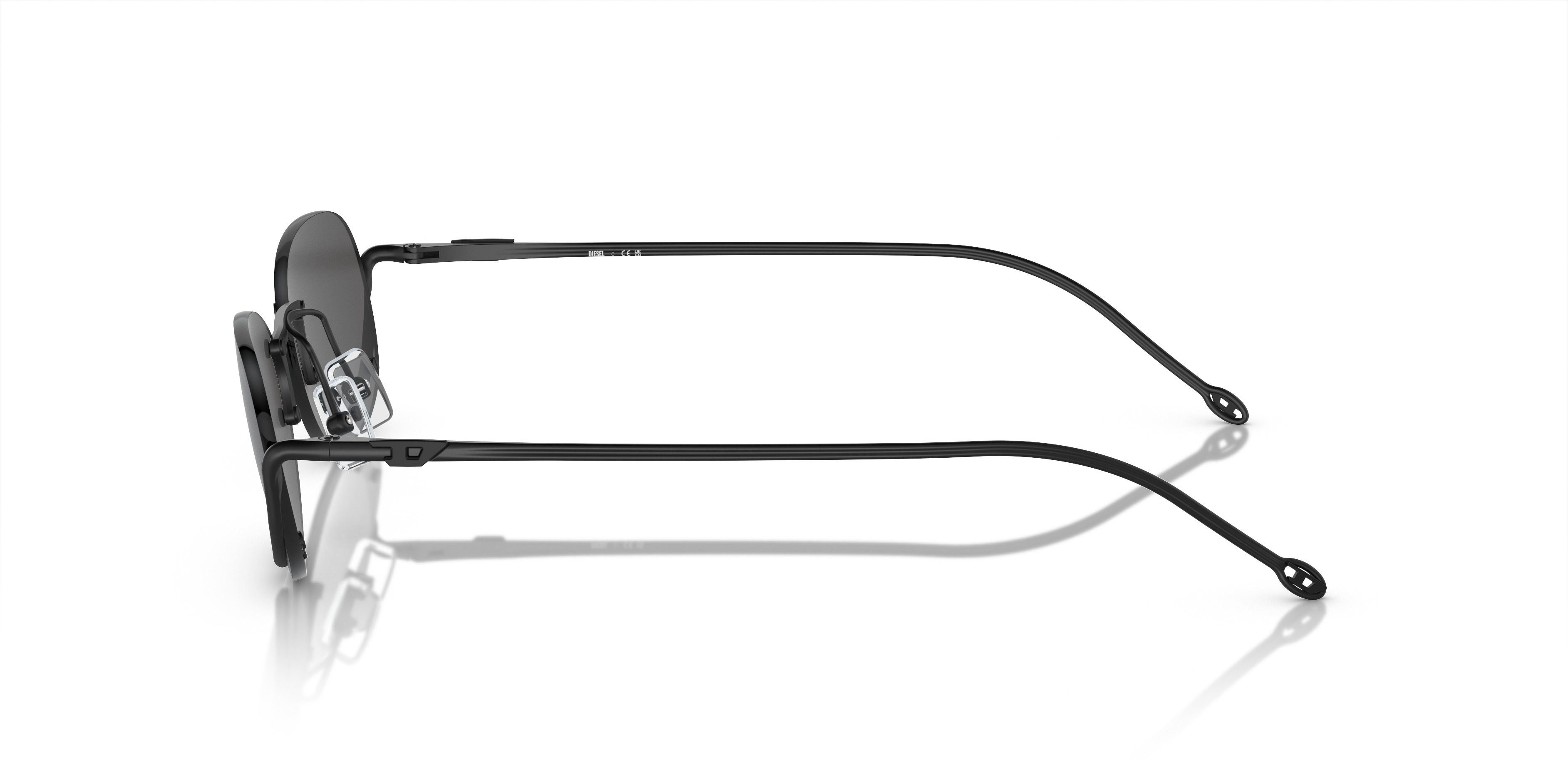 DL1004 - 3