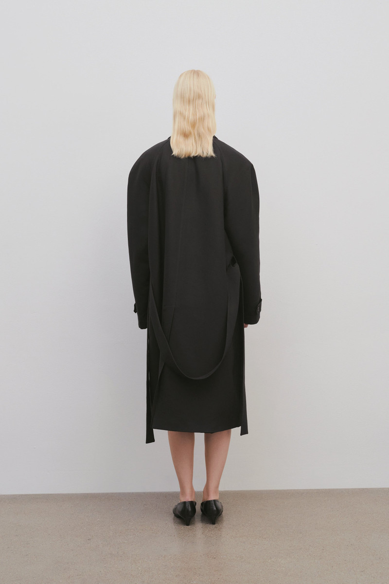 Devitt Coat in Wool and Silk 5