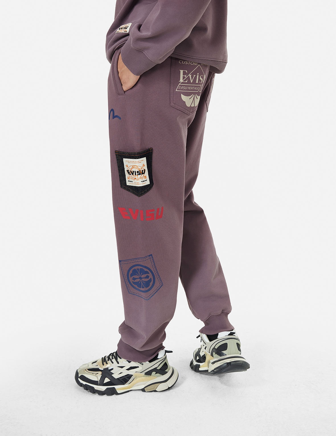 Washed Multi-pocket and Logos Print Straight Fit Sweatpants - 5