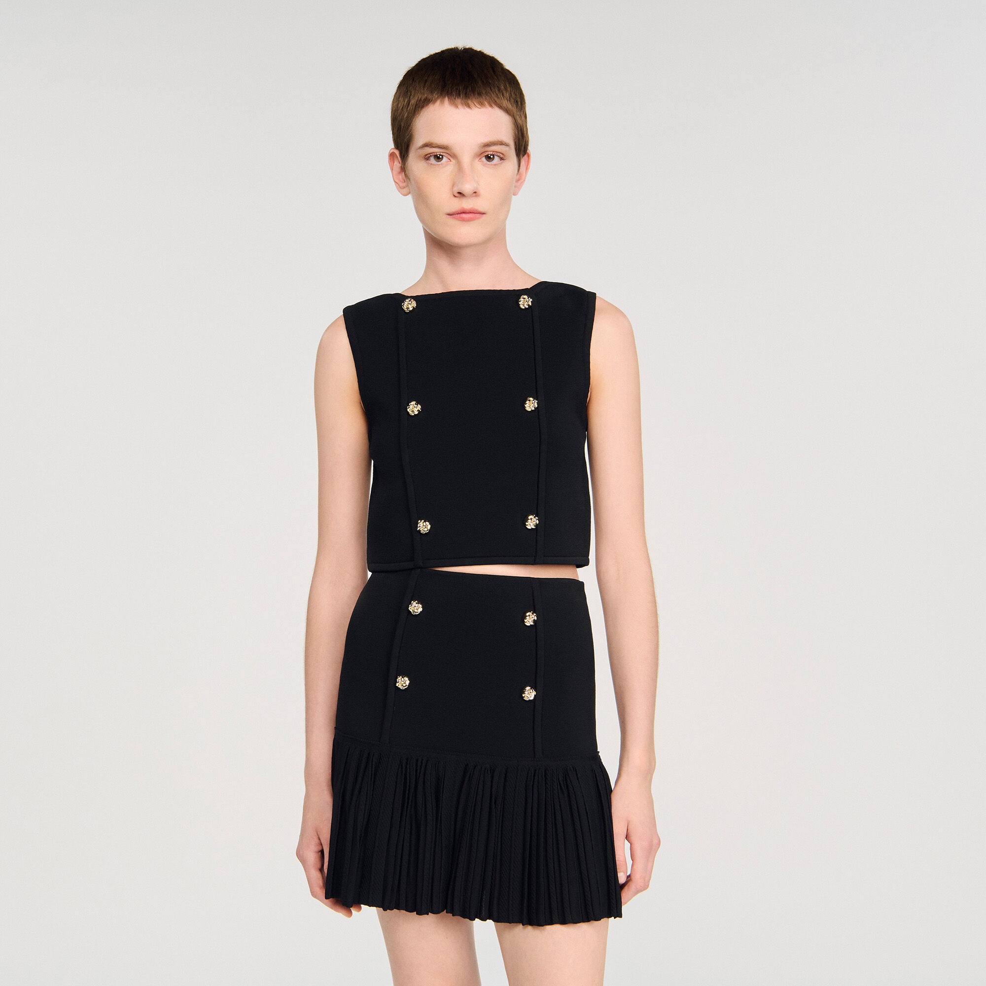 BUTTON DETAIL CROPPED KNIT TOP - 4