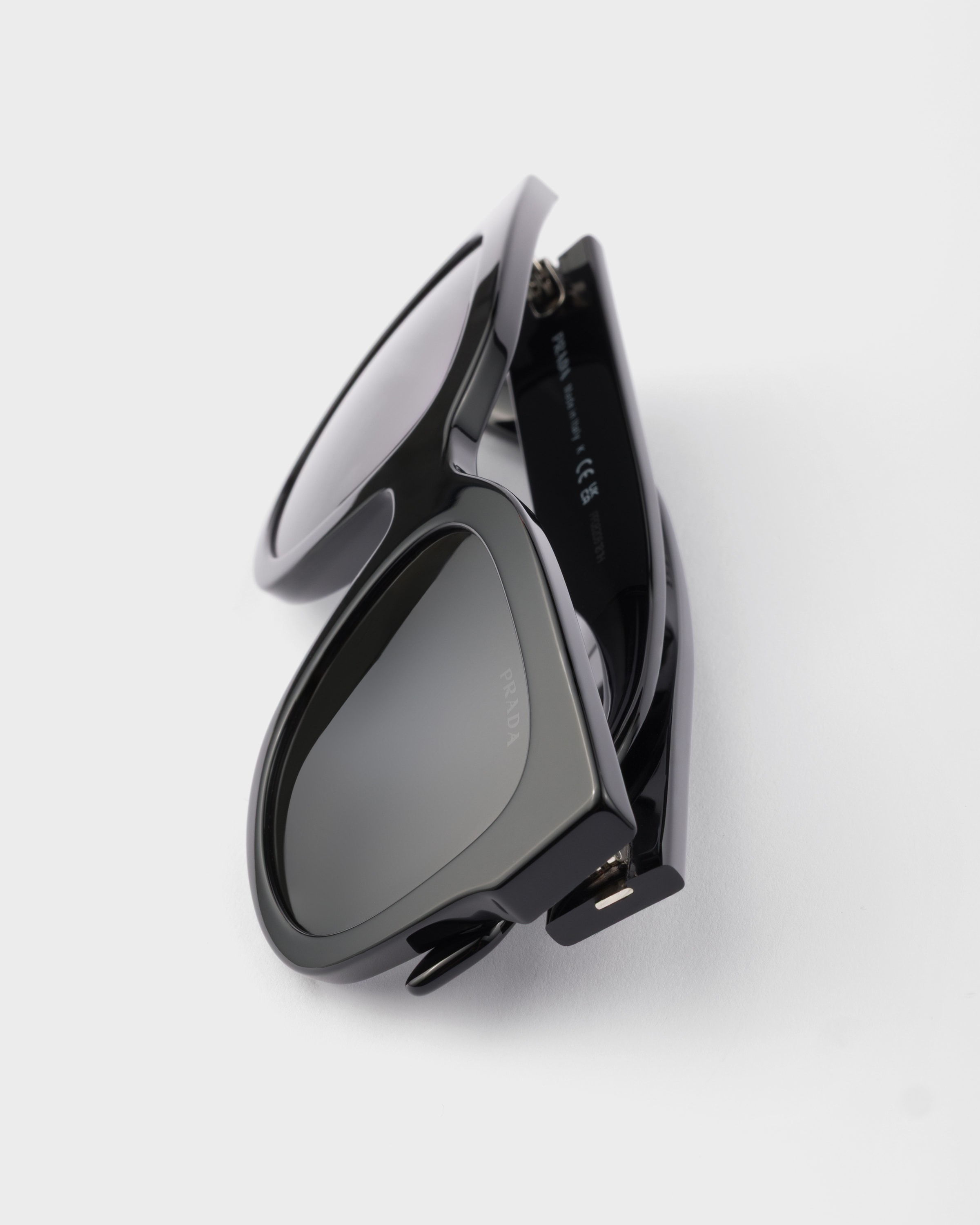 Sunglasses with Prada logo - 5