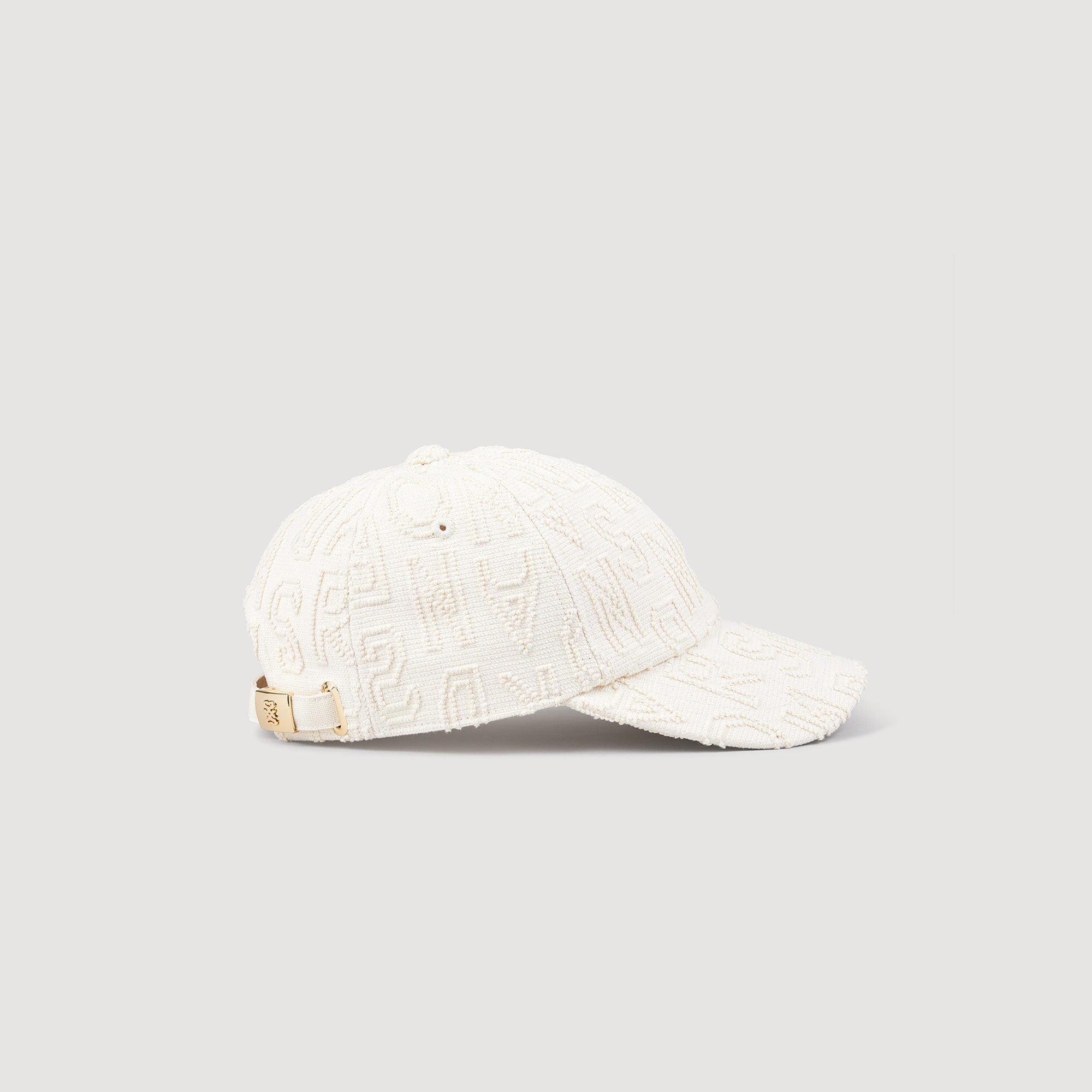Cloth cap with embroidered letters - 1