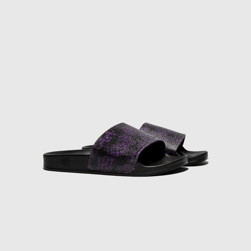 NEEDLES SHOWER SANDALS outlook