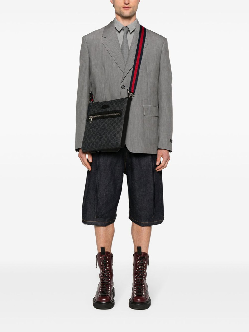 GUCCI GG Supreme messenger bag outlook