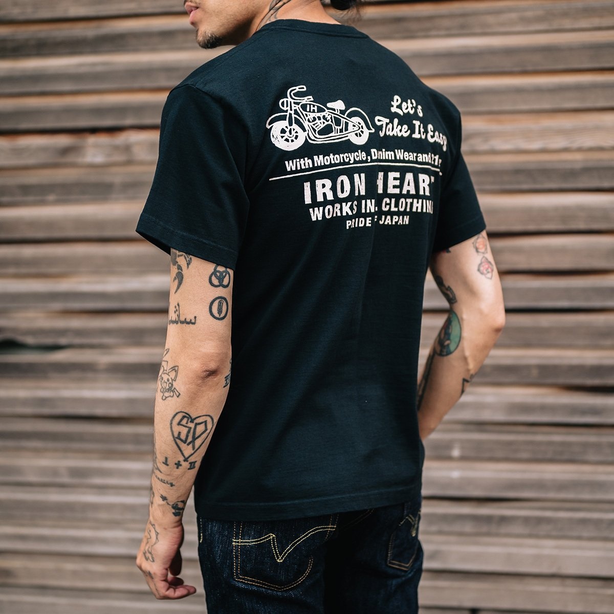 IHT-2404-BLK 7.5oz Printed Loopwheel Crew Neck T-Shirt - Black - 4