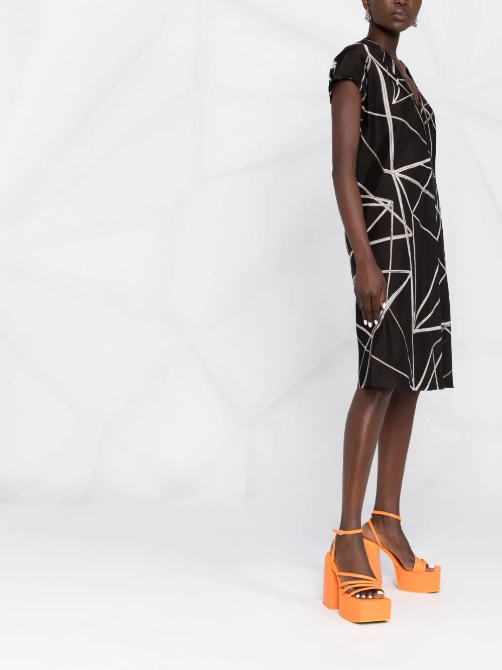 geometric-print wrap dress - 4