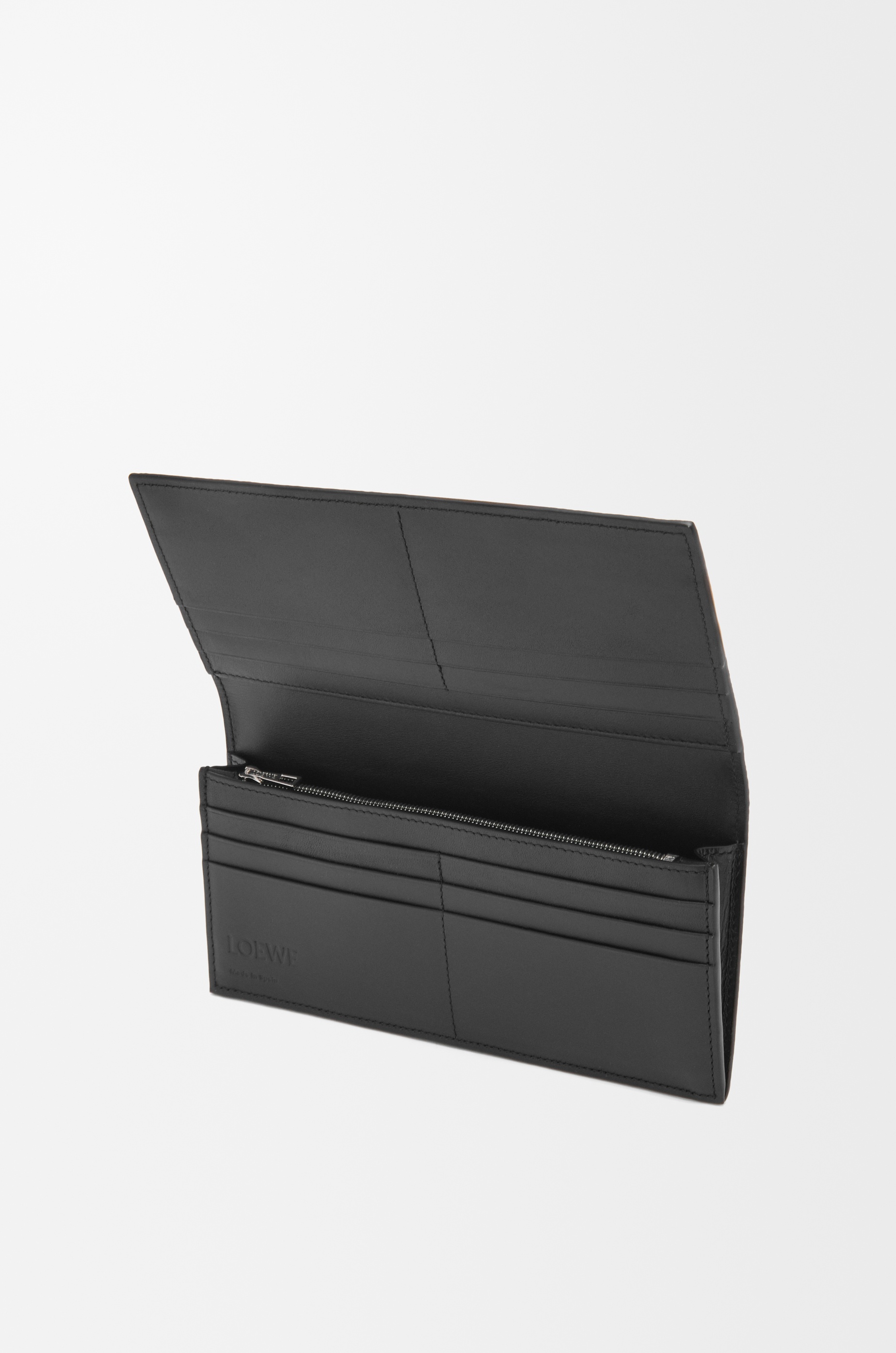 Long horizontal wallet in soft grained calfskin - 3