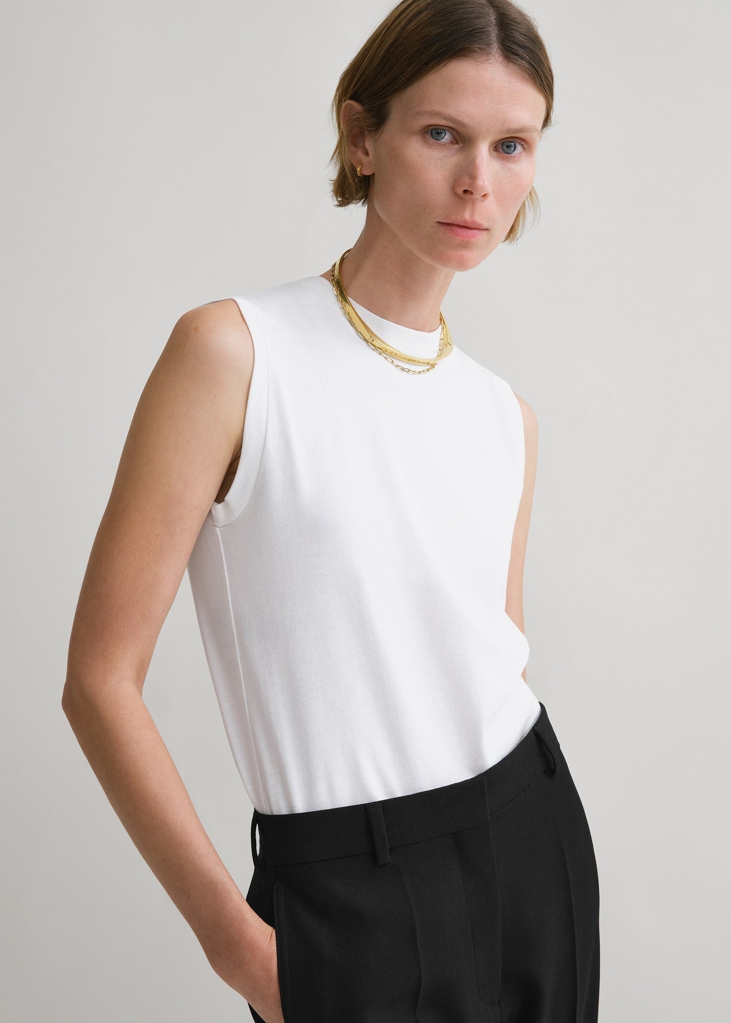 Relaxed sleeveless tee off white - 5